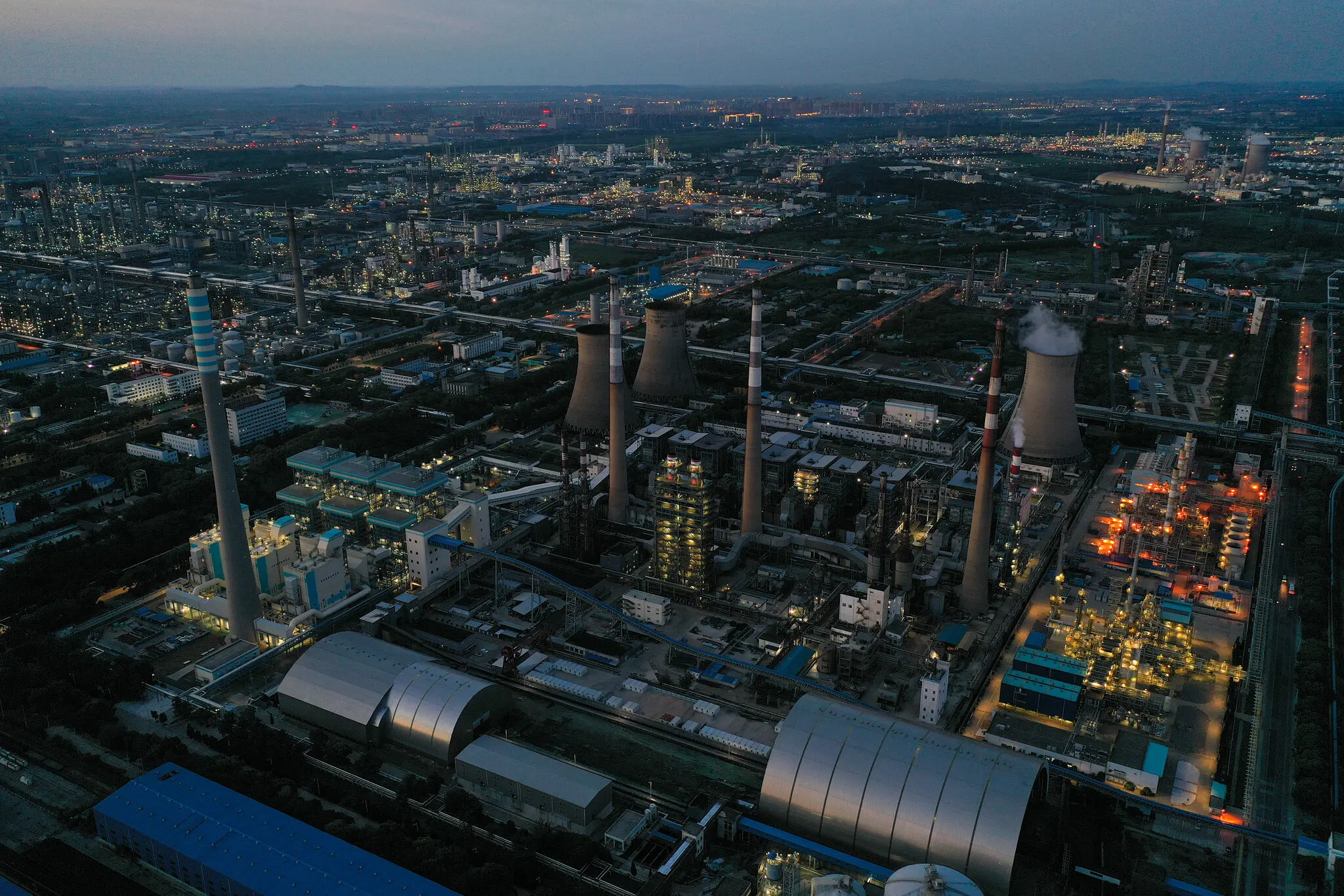 OPEC+ заморозив видобуток до кінця березня: ринок нафти тримає паузу під тиском